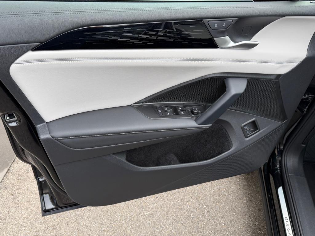 Volkswagen Tiguan 1.5 ehybrid elegance | trekhaak | 360 camera | dode hoek 