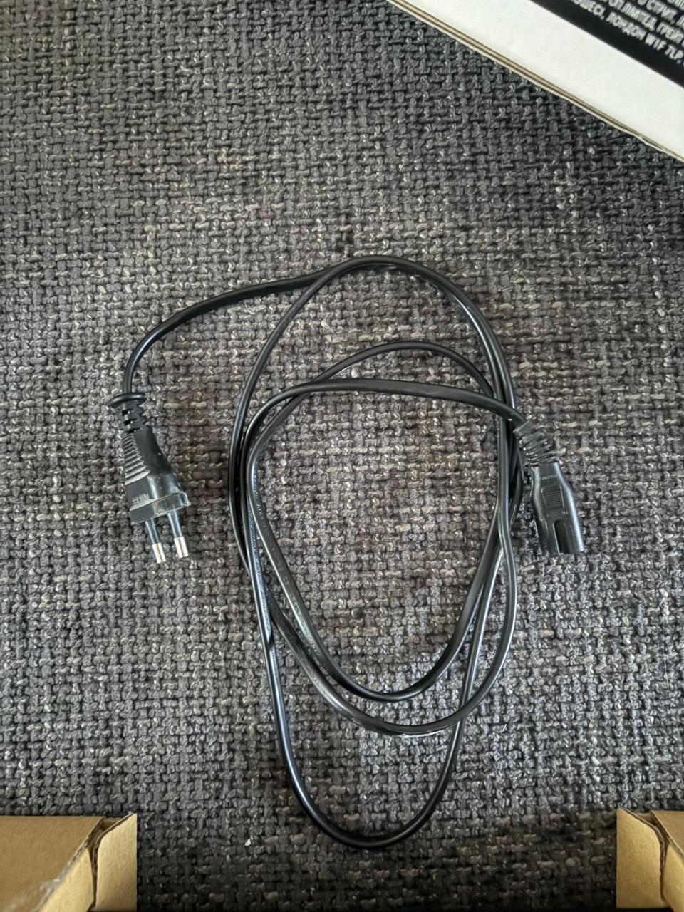 Playstation 4 compleet met headset controller etc