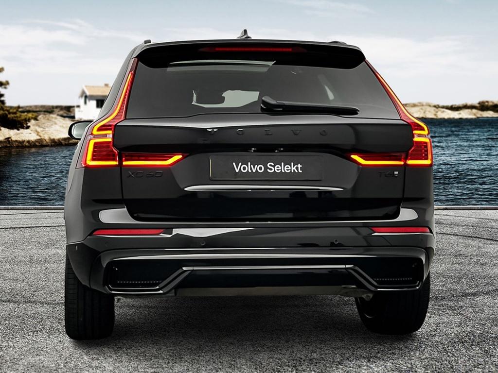 Volvo XC60 t6 398pk recharge ultra black edition| pano| 360camera| trekhaak
