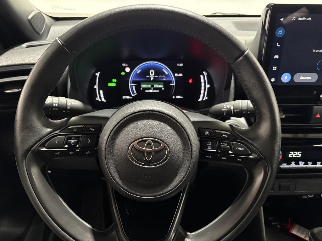 Toyota Yaris Cross 1.5 hybrid 115 first edition | bsm | pdc |