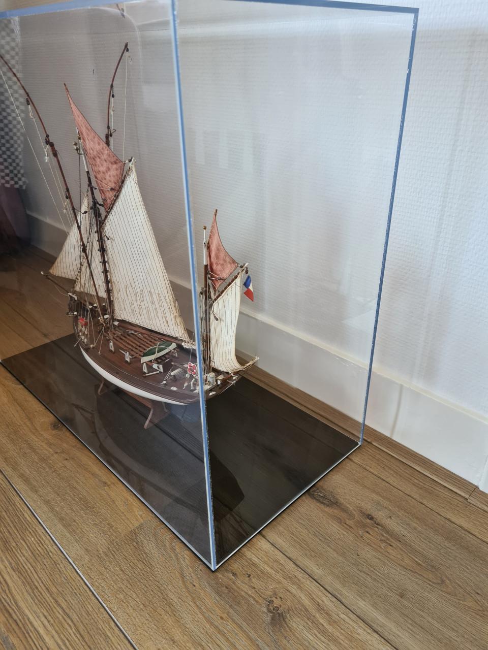 Zeer mooi gedetailleerd model van een zeilboot, type CC 829