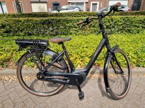 Zo goed als nieuwe Gazelle Orange C8 met Bosch middenmotor en 500WH accu