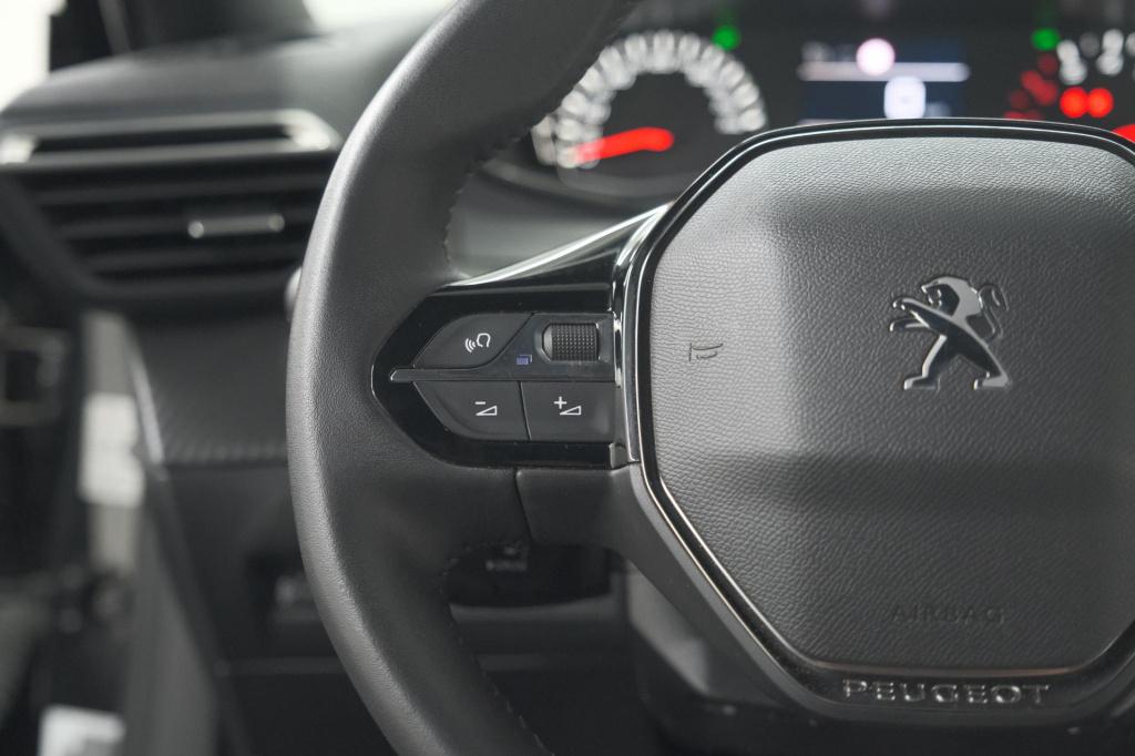 Peugeot 2008 puretech 130 active | camera | apple carplay | parkeersensoren