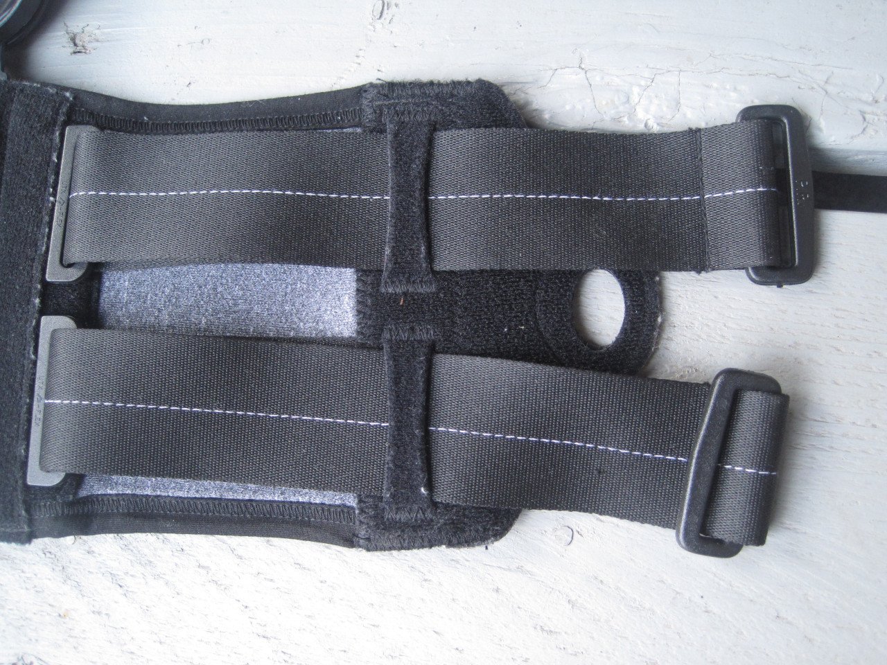 Kniebrace links