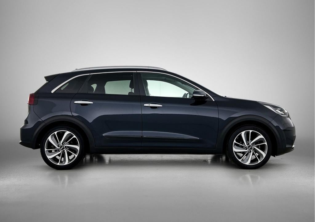 Kia Niro 1.6 gdi hybrid executiveline | trekhaak | jbl | schuifdak | stoelv