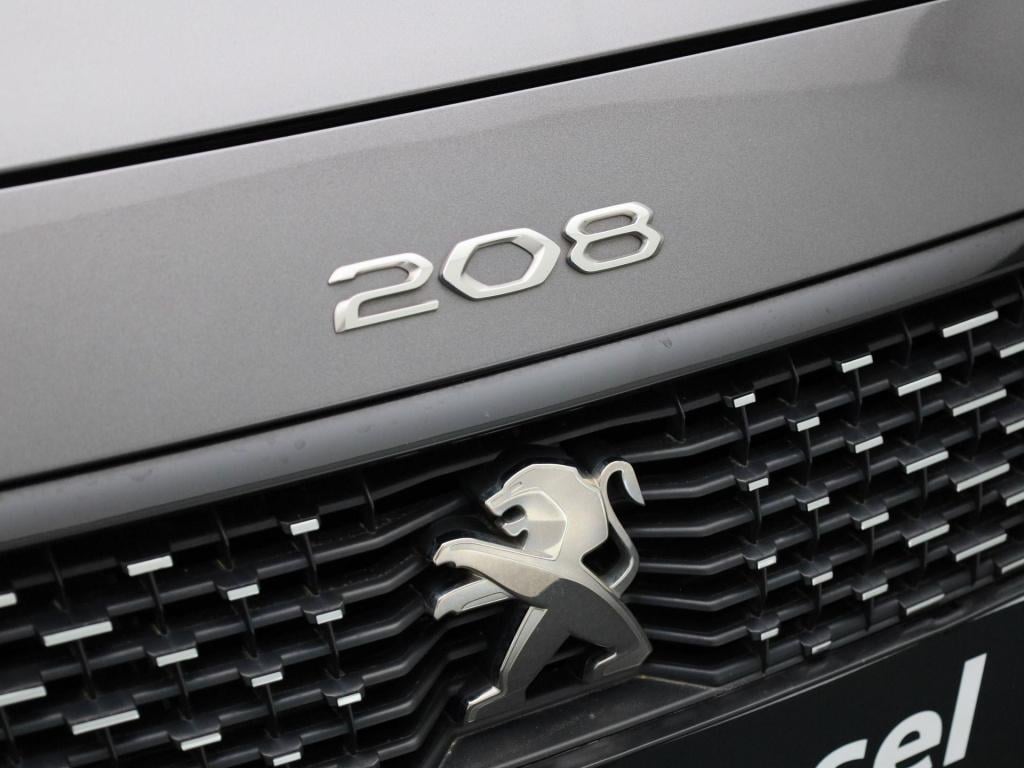 Peugeot 208 1.2 puretech 100 gt line | panoramadak | half-leder | navigatie