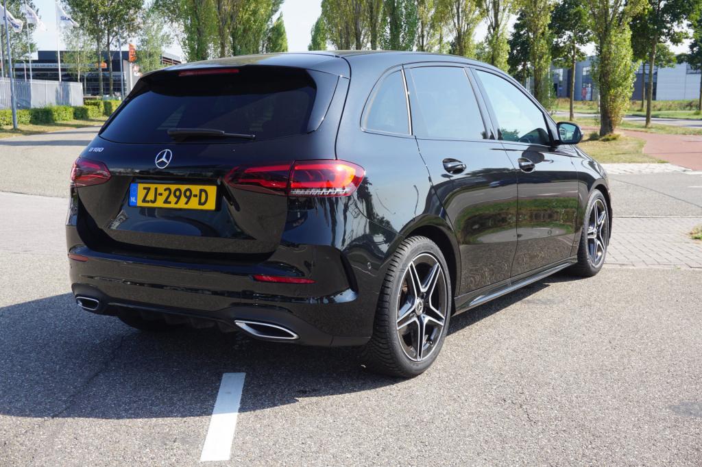 Mercedes-Benz B-Klasse 180 business solution amg l trekhaak l mbux l stoelv