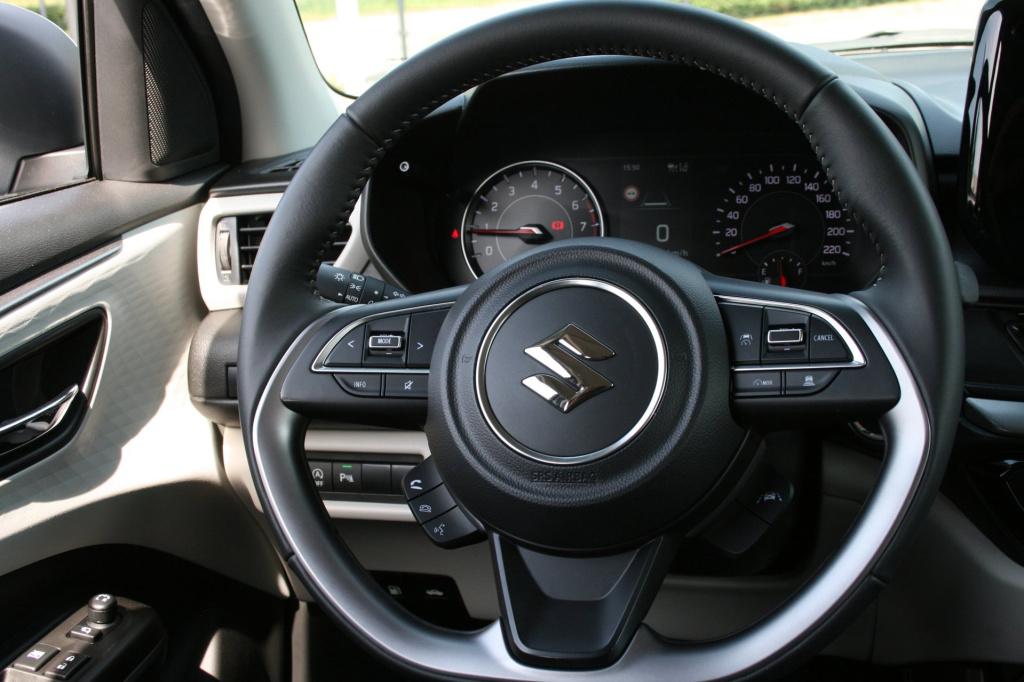 Suzuki Swift 1.2 style smart hybrid