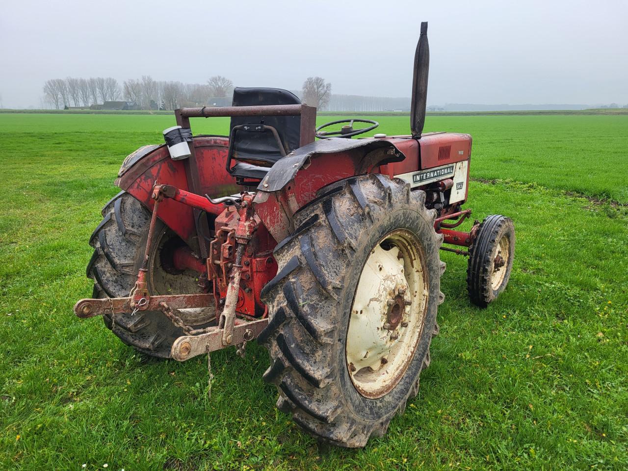 International 383 semi smalspoor