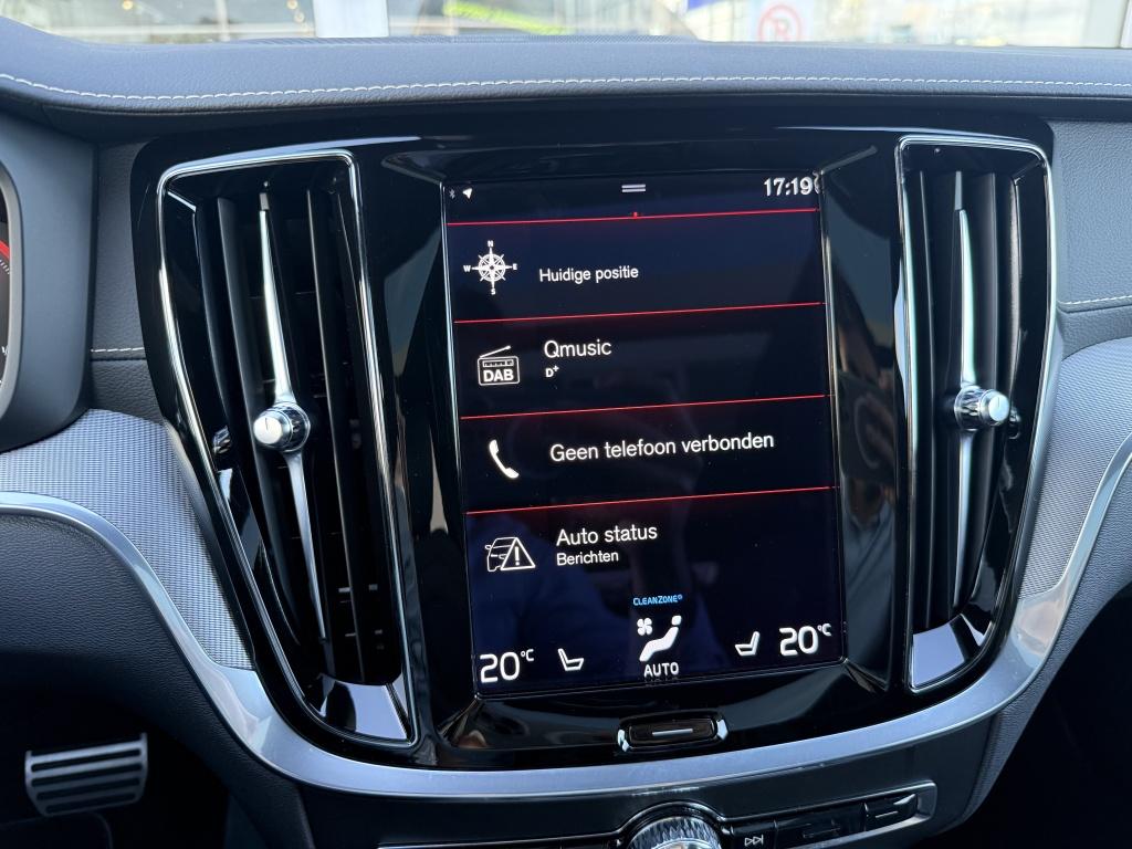 Volvo V60 t6 398pk recharge r-design| panodak| adap.cruise| 360camera| sty