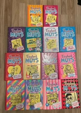 14 boeken dagboek van een muts