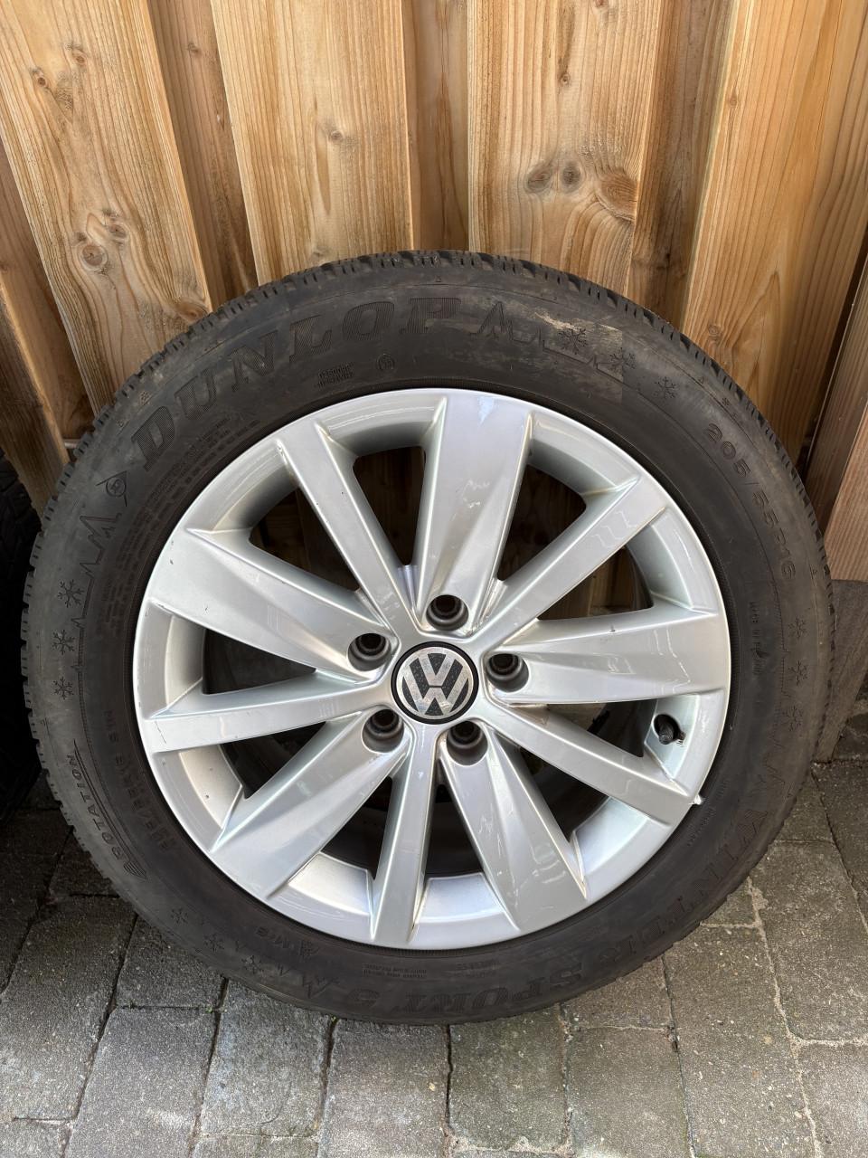 Winterbanden met velgen 205/55/R16 91H - VW B7