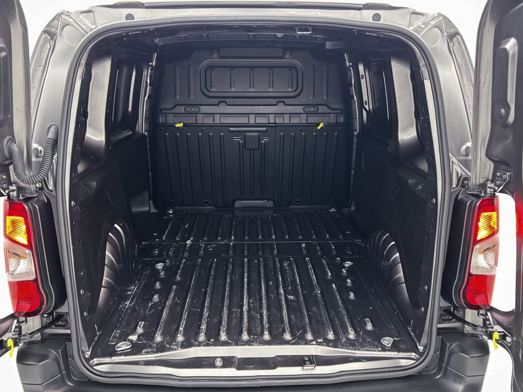 Citroen Berlingo bluehdi 100pk club | rijklaar | camera | parkeersensoren |