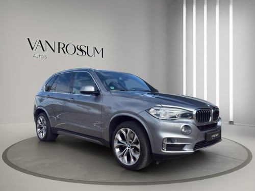 BMW X5 xdrive40e high executive (230 kw) | leder | elektr. trekhaak | head 