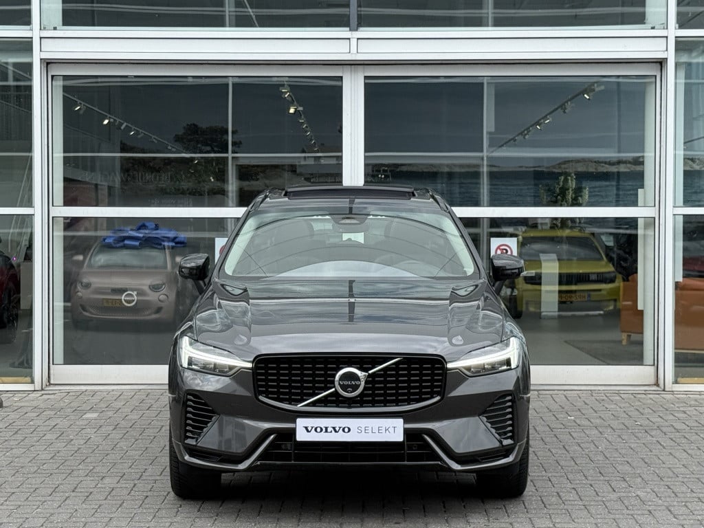 Volvo XC60 2.0 t6 awd + dark