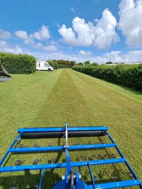 Grasspecialist voor recreatiebedrijven en particulier