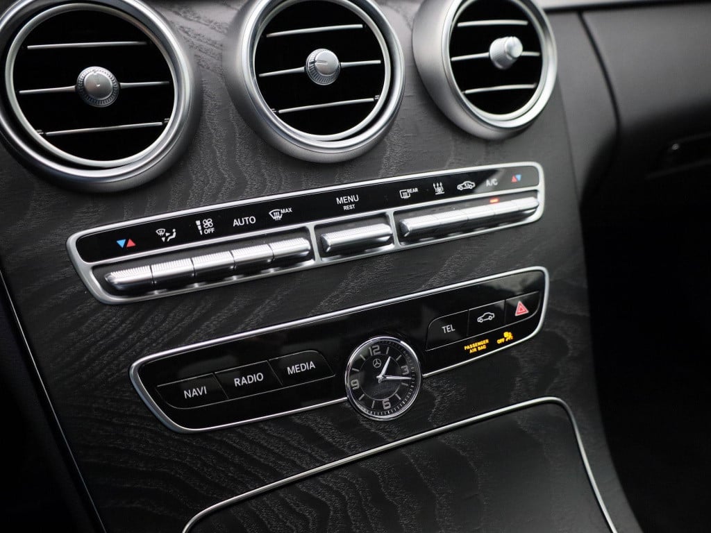 Mercedes-Benz C-Klasse 300 e business solution amg limited | automaat | pan