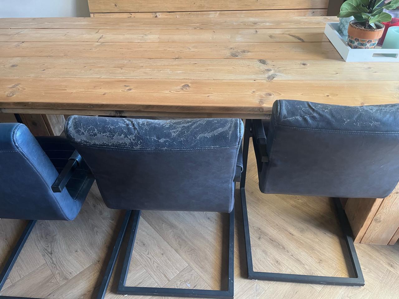 Steiger houten tafel bank met 4 stoelen