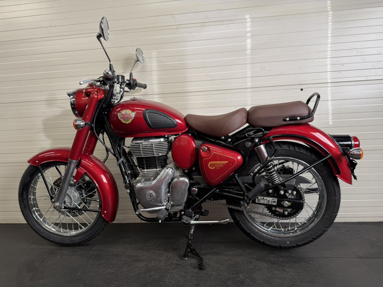 Royal Enfield Classic 350 2025 nu uit voorraad leverbaar!