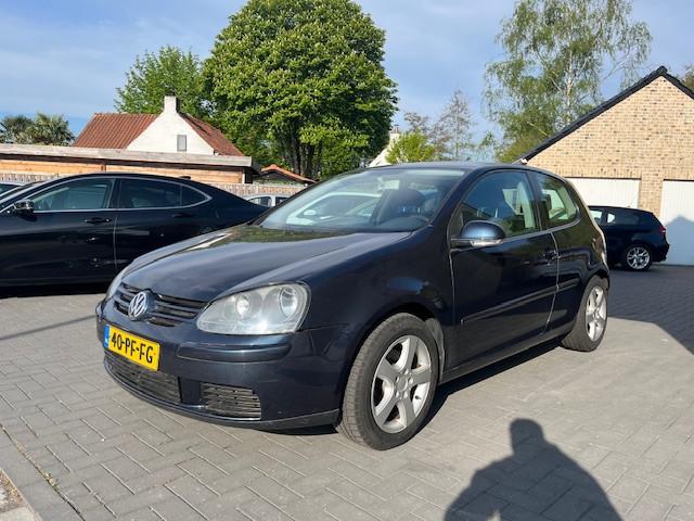 Volkswagen Golf 1.6 FSI Sportline Airco inclusief jaar apk