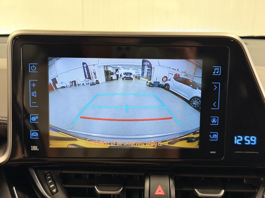 Toyota C-hr 1.8 hybrid executive