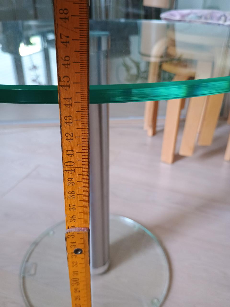 Glazen bijzettafel
