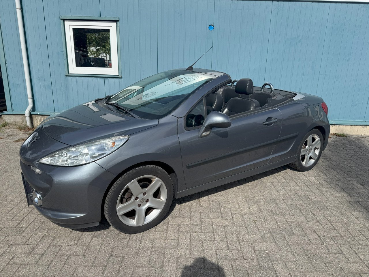 Peugeot 207CC 1.6VTI
