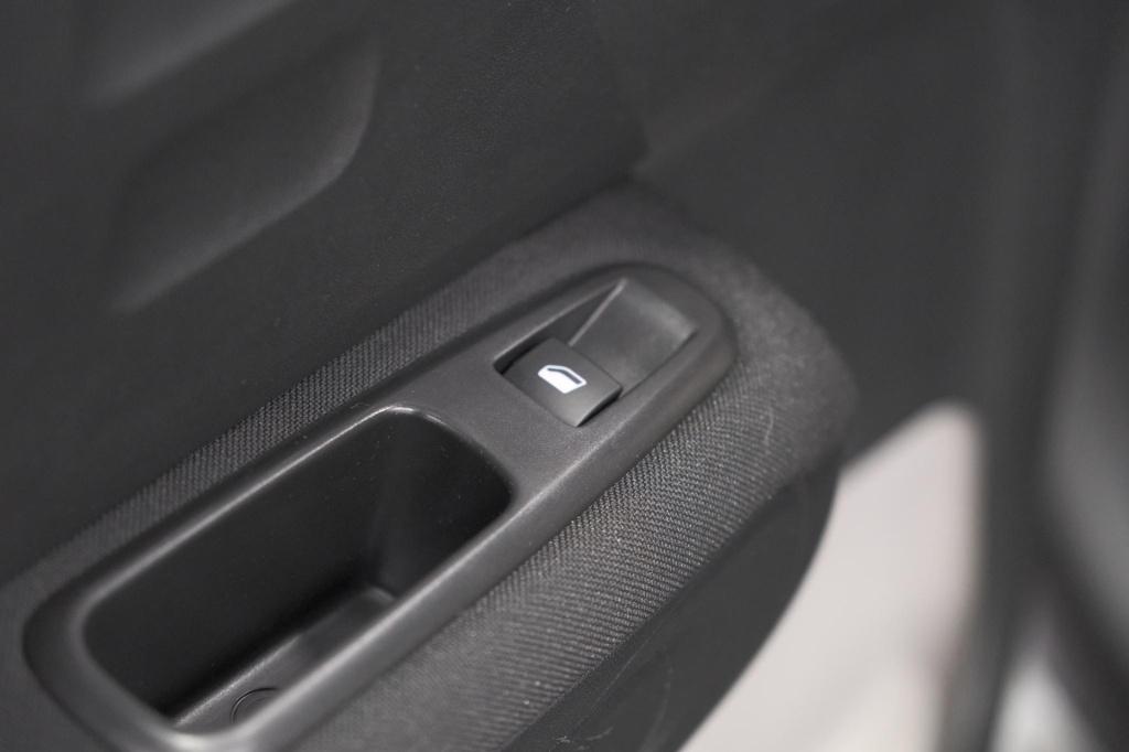 Citroen C3 puretech 110 shine | camera | navigatie | apple carplay