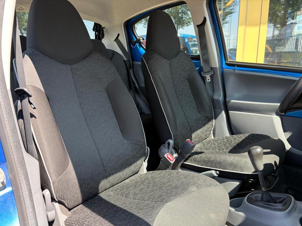 Peugeot 107 1.0-12v xs