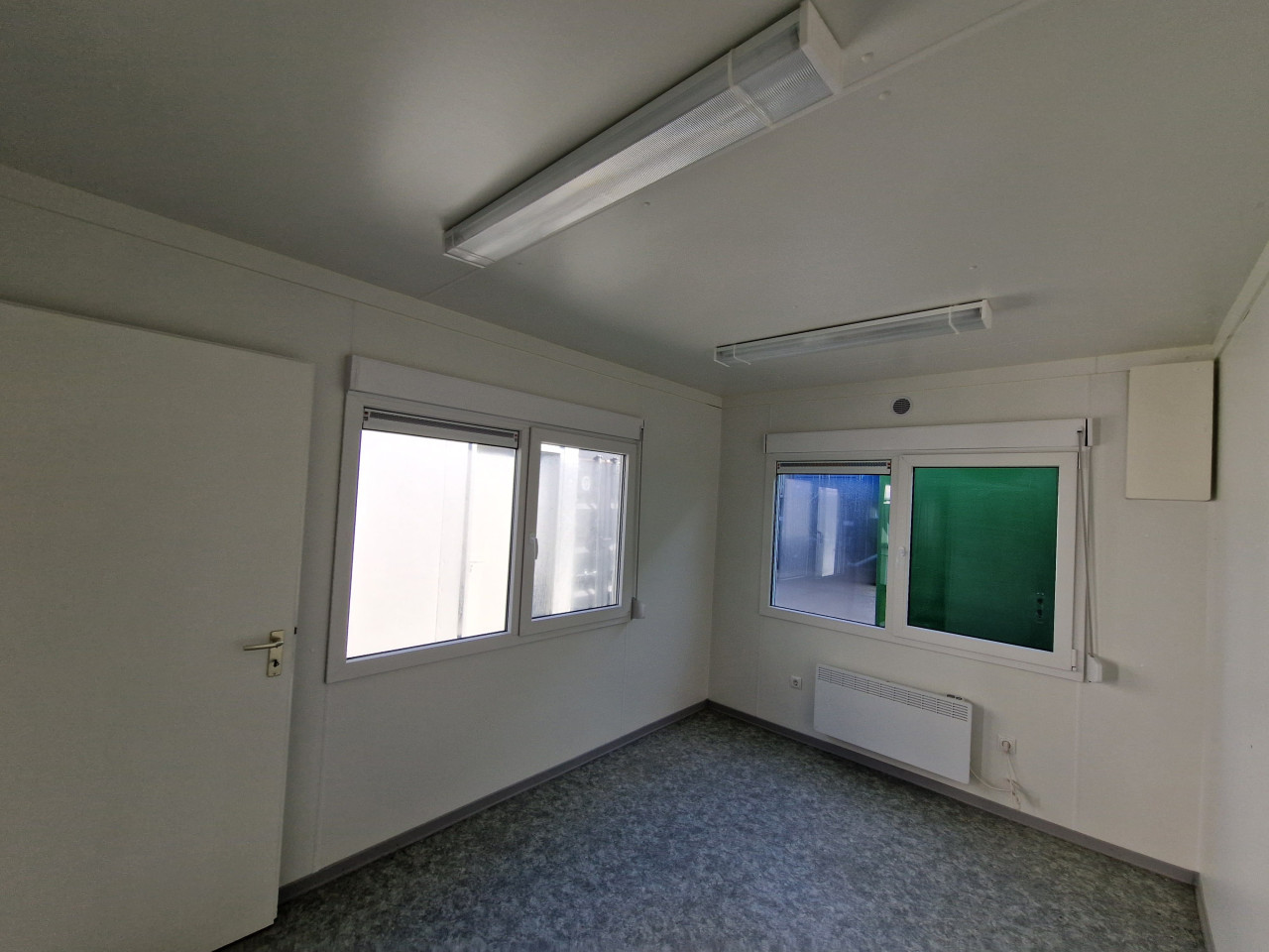 Kantoorunit / bouwkeet / uitvoerderskeet / woonunit 9x3m