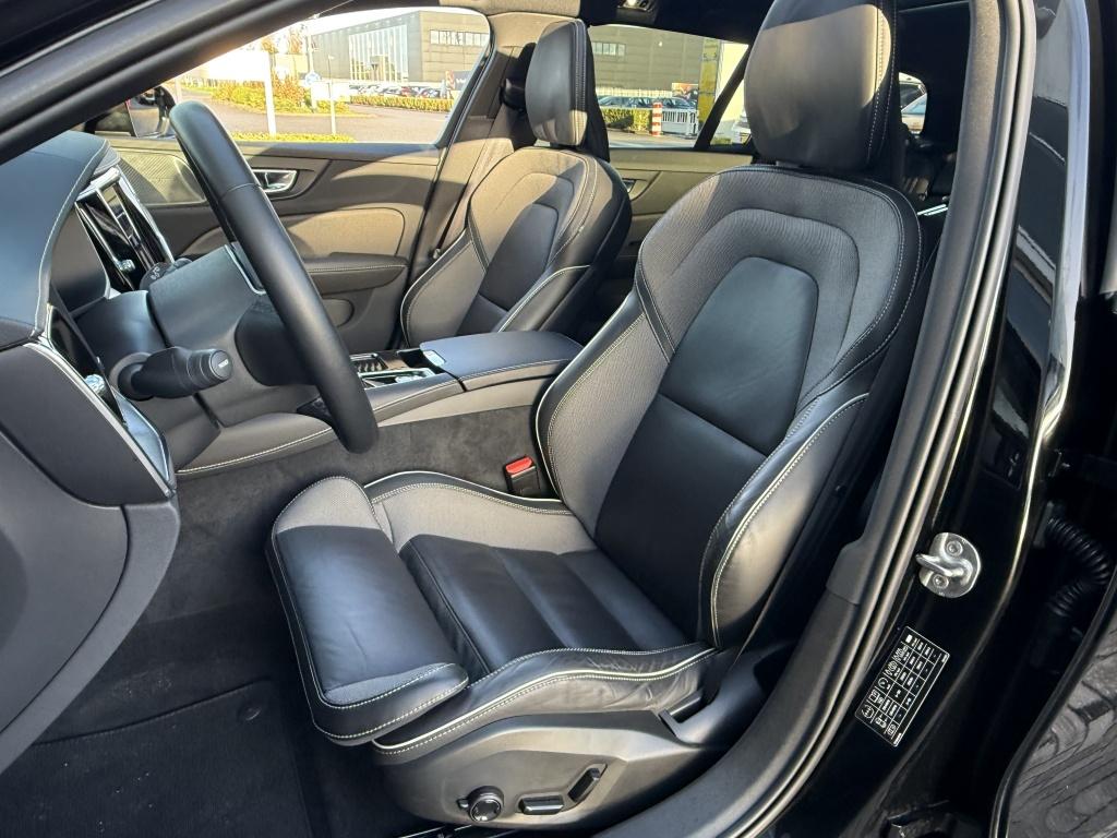 Volvo V60 t6 340pk recharge r-design| panodak| adap.cruise| trekhaak| 360c