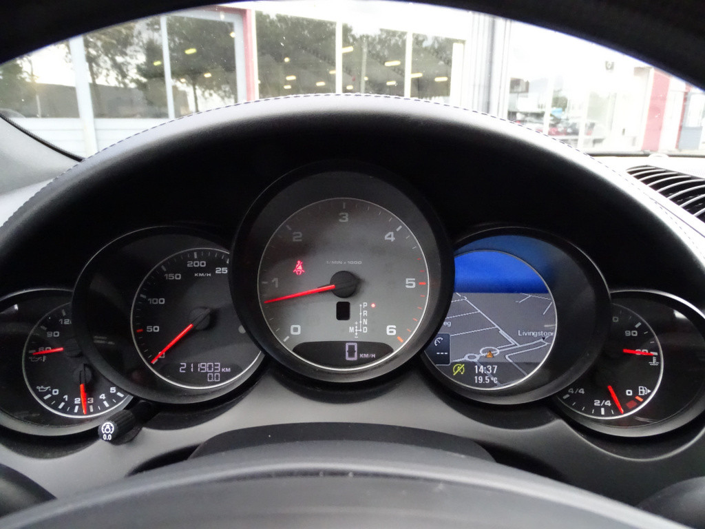 Porsche Cayenne 4.2 d s | ceramic | pano | bose | luchtvering pasm