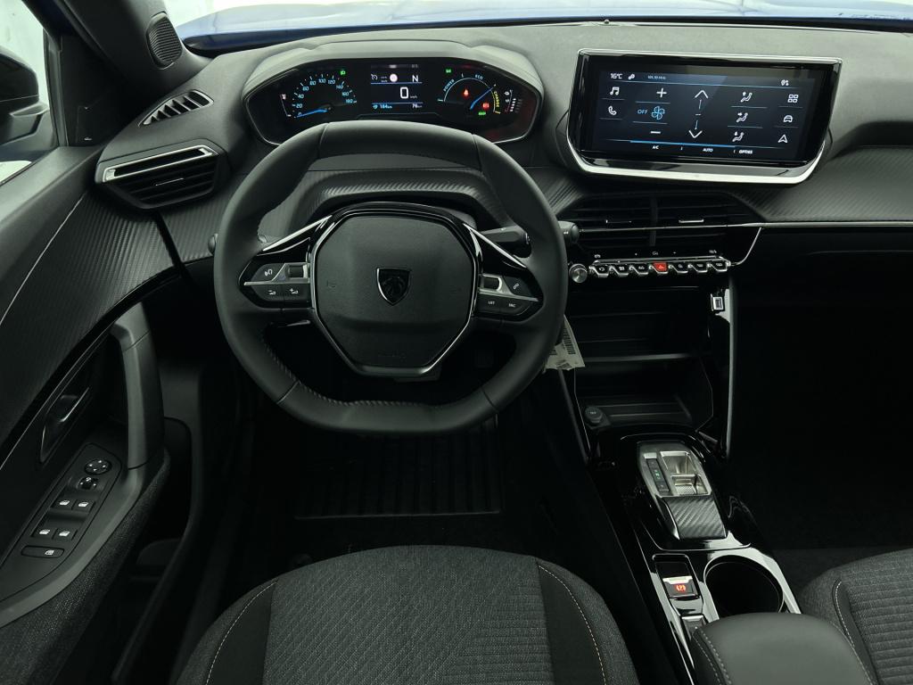 Peugeot E-2008 ev style 50 kwh | rijklaar |