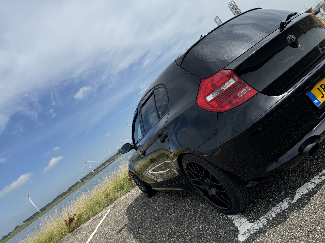 Te Koop BMW 1serie 118i Black Beauty!!