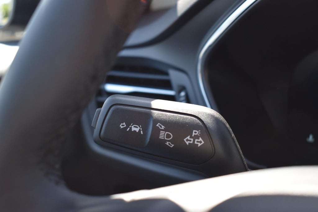 Ford Focus wagon 1.0 ecoboost hybrid titanium x | climate control | cruise 