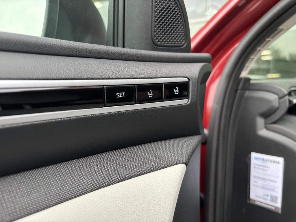 Hyundai Tucson 1.6 t-gdi hev premium sky