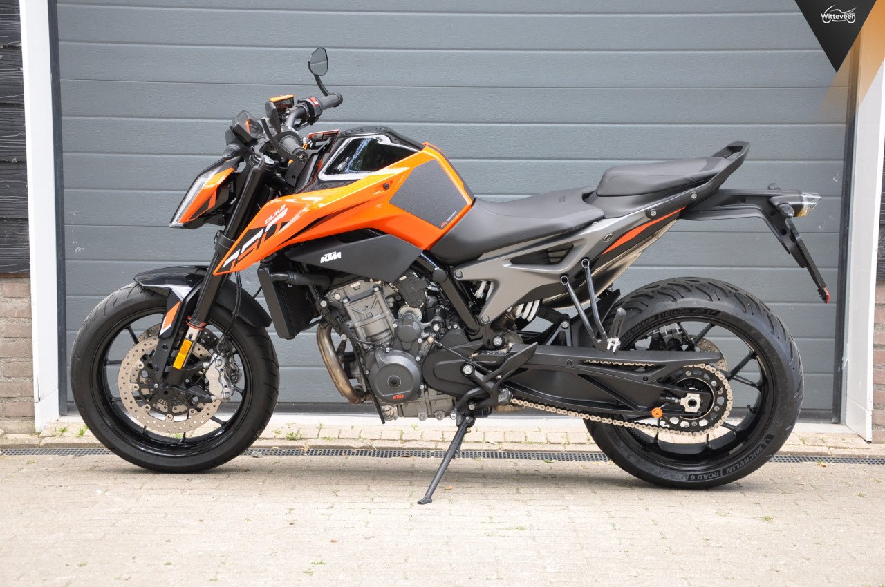 KTM 790 Duke ABS 2024