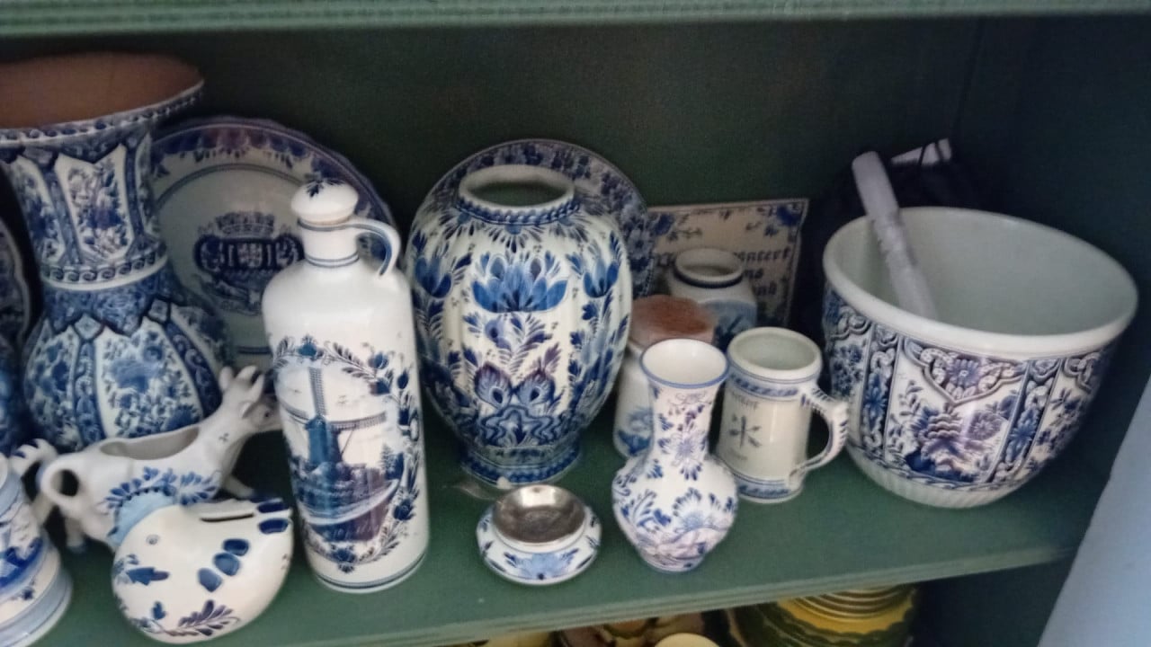Delfs blauw aarde werk