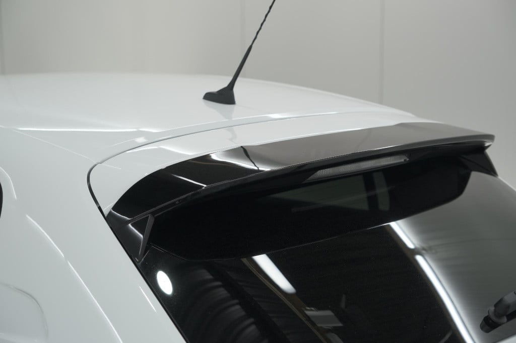 Peugeot 208 puretech 100 allure pack | camera | apple carplay | stoelverwar