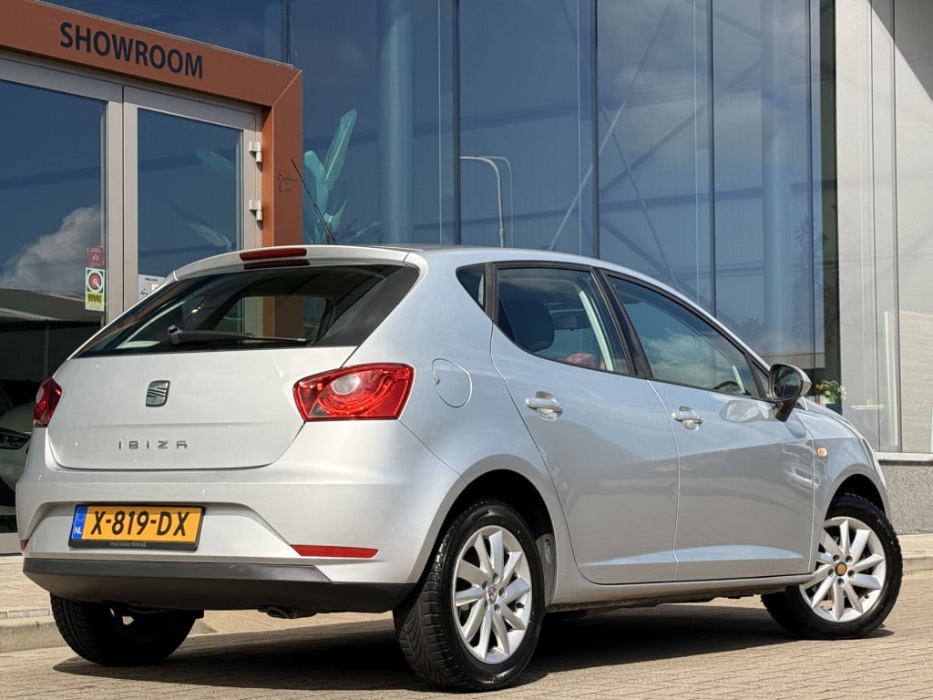 Seat Ibiza 1.2 tsi style | cruise | airco | 15 inch velgen |