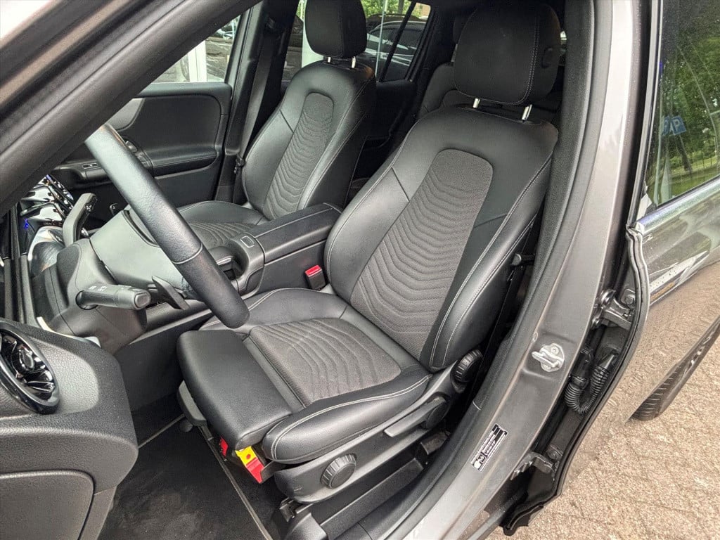 Mercedes-Benz Glb 180 136pk 7g-dct business line| camera| navi| keyless| ri