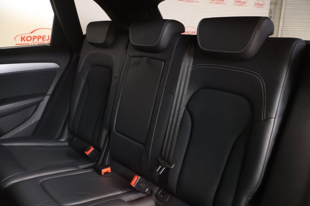 Audi Q5 2.0 tfsi quattro adrenalin sport nl auto, trekhaak, all season band