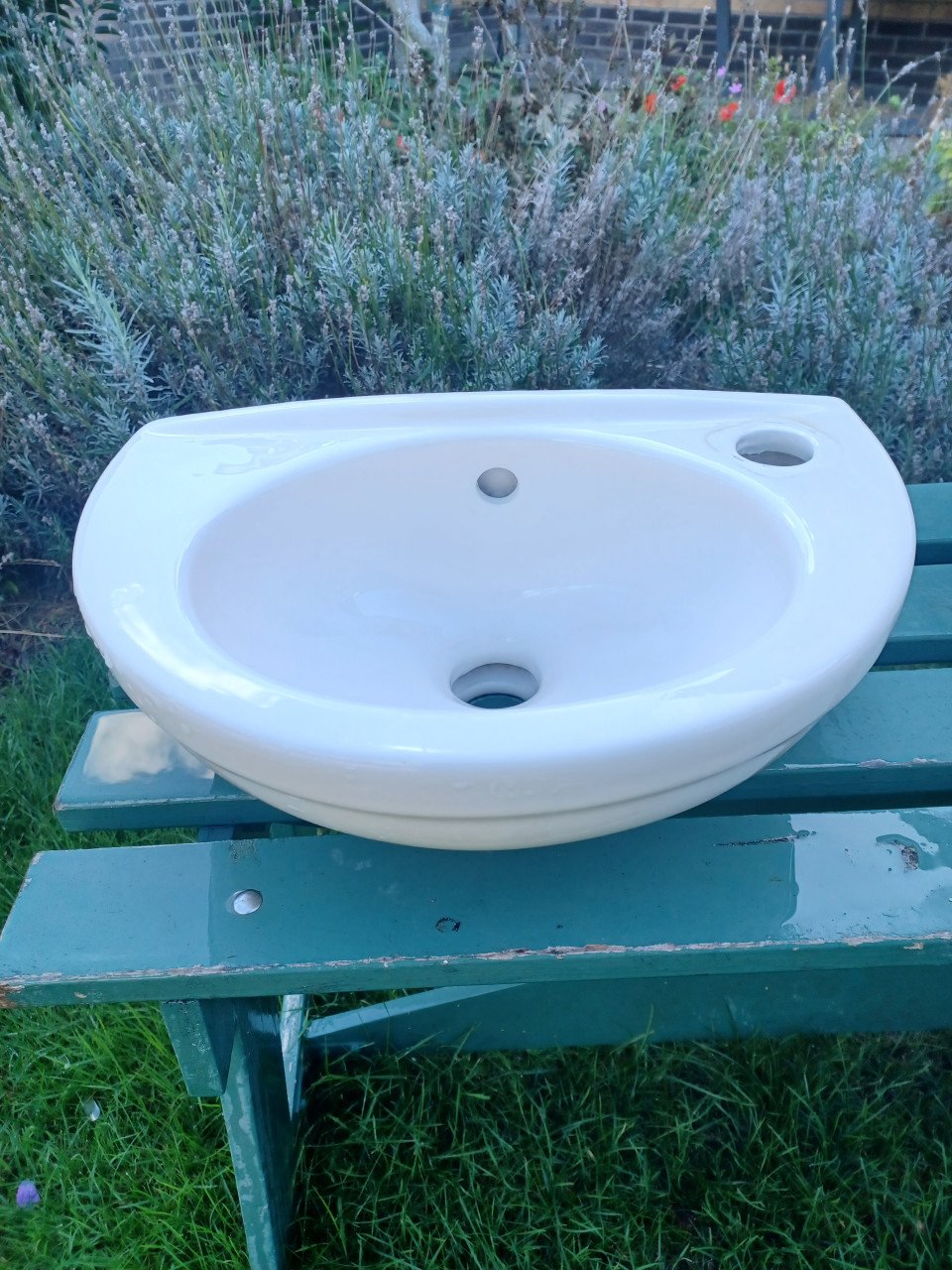 Wasbak voor toilet