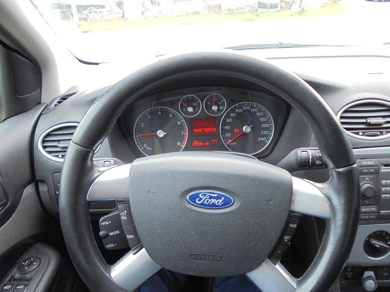Ford Focus Wagon1.8-16V/Ambiente Flexifuel/Airco/Cruise control/Elek.pakket