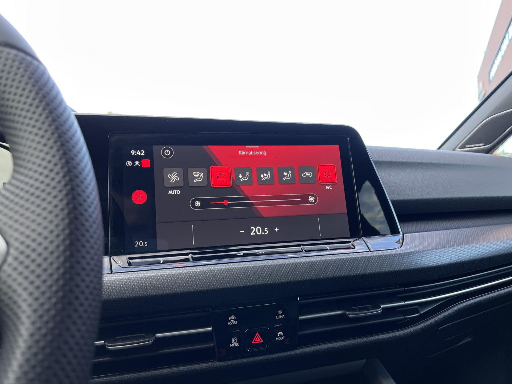 Volkswagen Golf 1.5 etsi r-line | panoramadak | harman/kardon | sportstoele