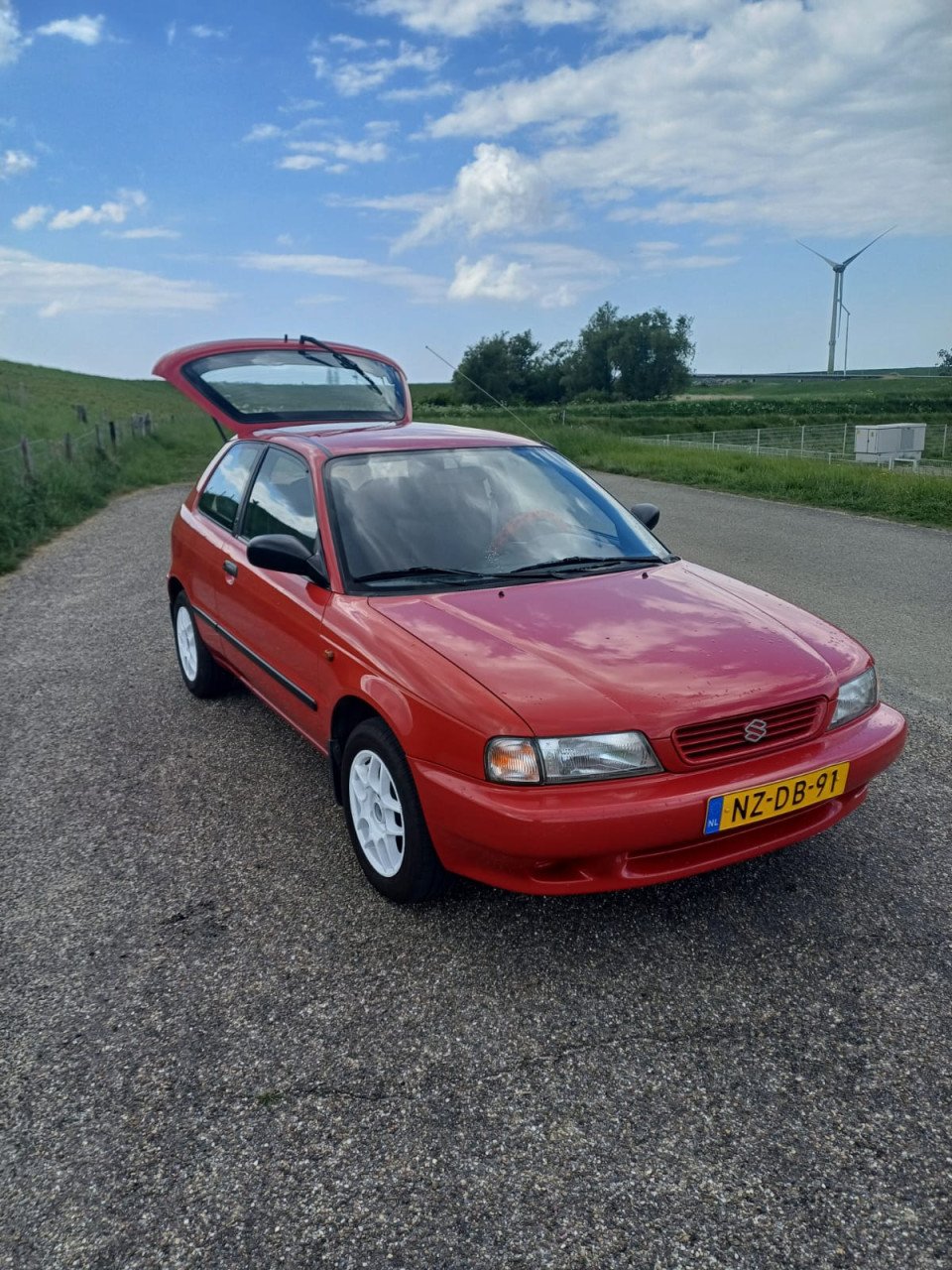 Suzuki Baleno 1.6 sport AUTOMAAT zeer goede staat