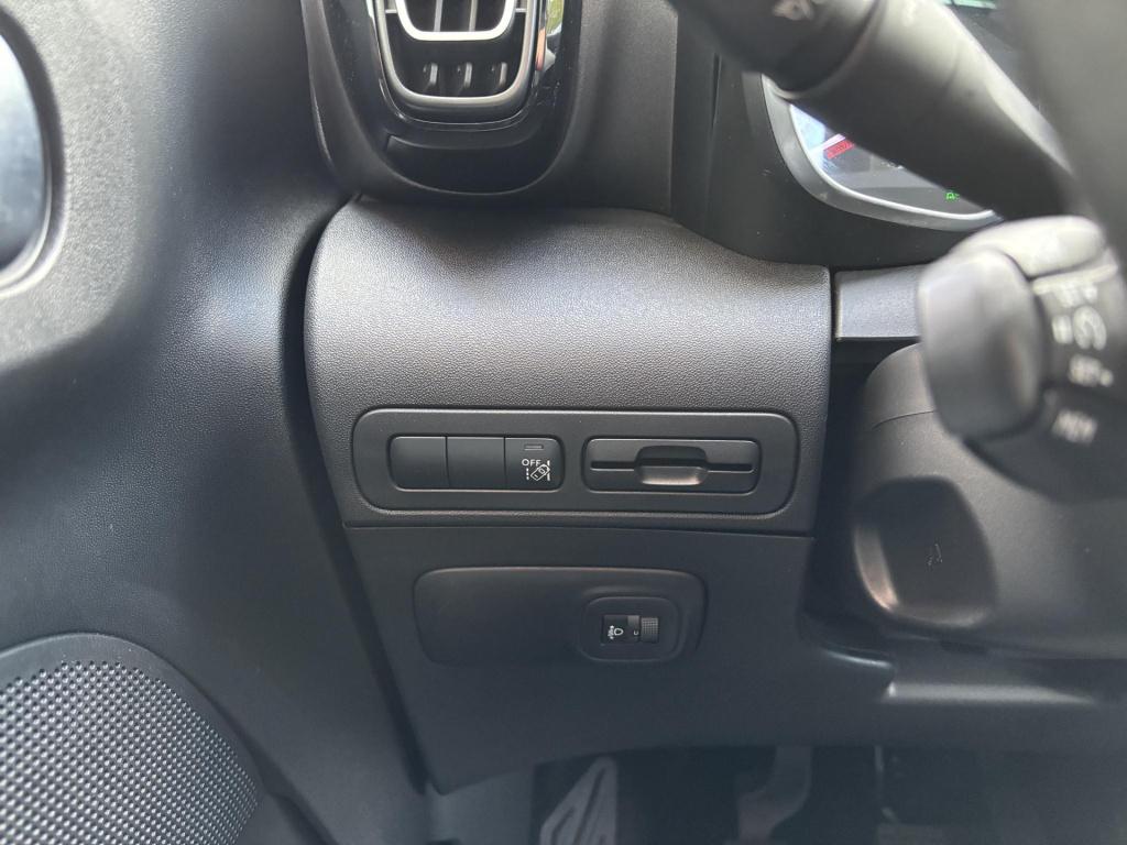 Citroen C3 Aircross 1.2 puretech s&s shine afneembare trekhaak! nieuwe dist