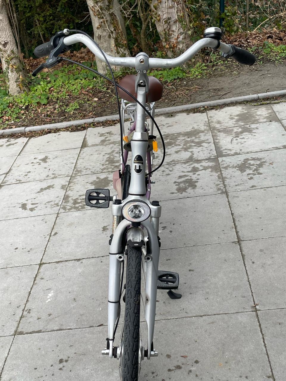 Damesfiets/ stationsfiets.