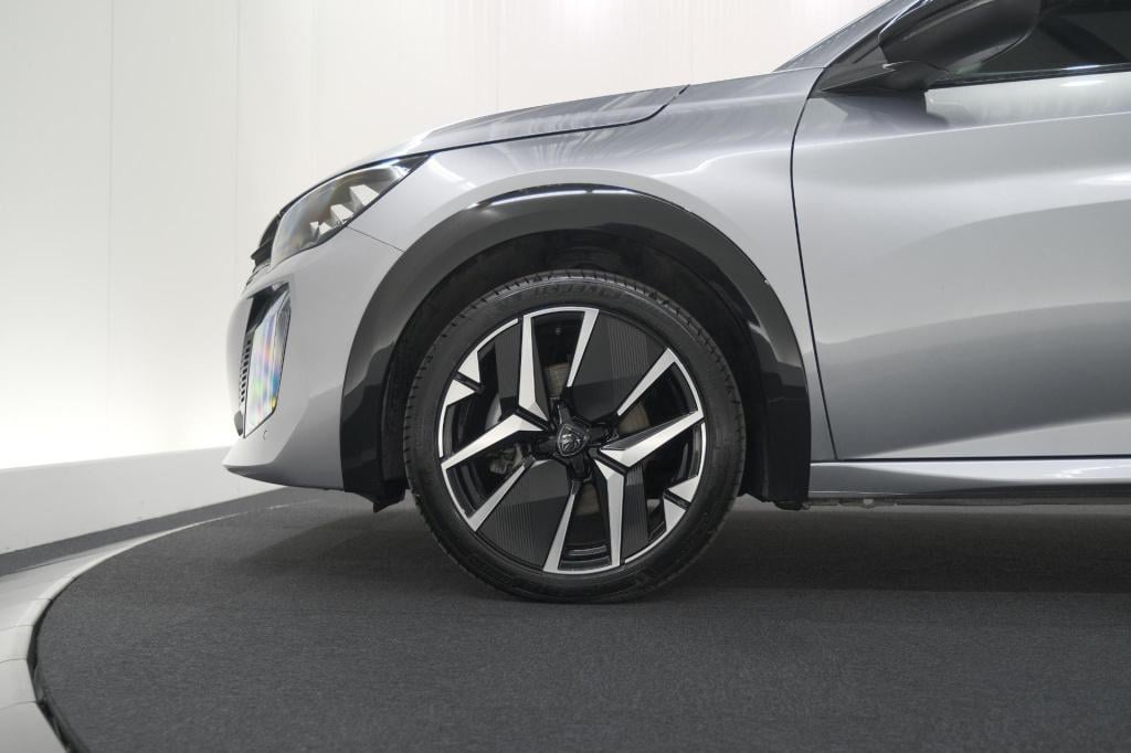 Peugeot 208 1.2 hybrid 145 e-dcs6 gt | alcantara pakket | camera | apple ca