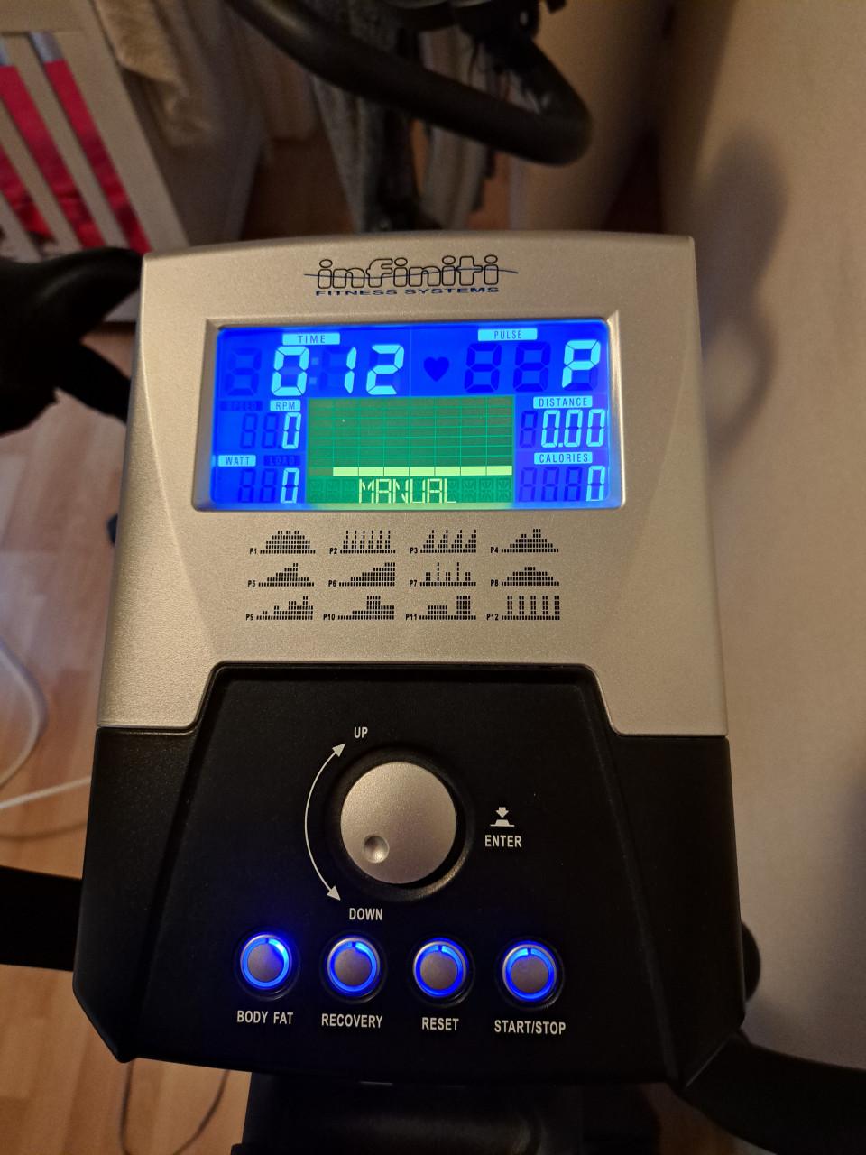 Infiniti crosstrainer